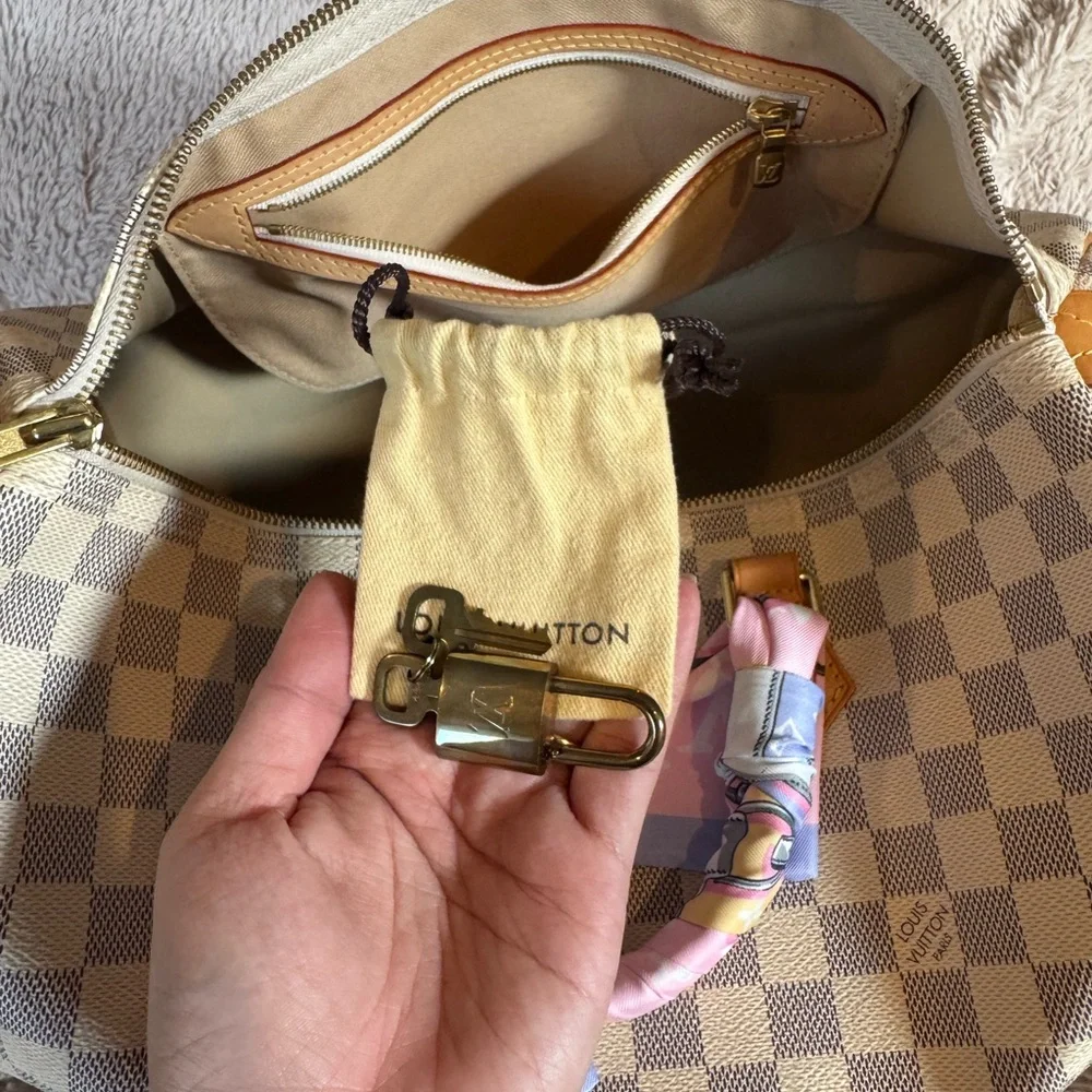 Louis Vuitton Damier Azur Speedy 35